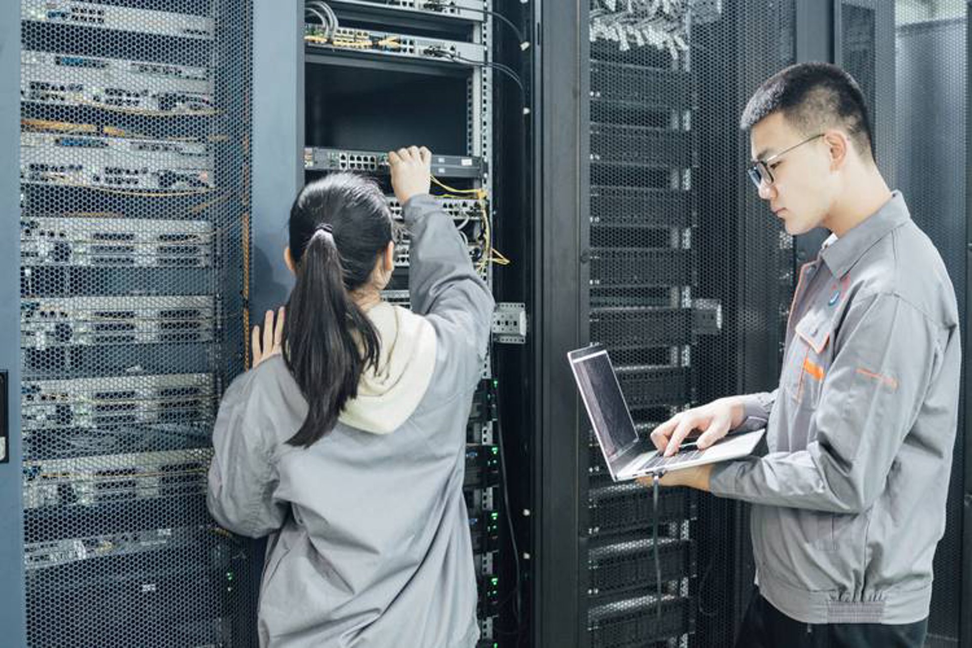 界凡信息技术